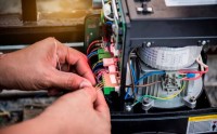 /album/galeria-de-fotos-pagina-inicial/dmaster-21-tecnico-de-portao-eletronico-curitiba-conserto-de-portao-eletronico-em-curitiba-manutencao-de-portao-eletronico-curitiba-instalacao-de-portao-eletronico-em-curitiba-empresa-de-p-1-jpg/